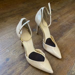 Jessica Simpson 8.5 heels